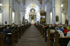 Abschlussvesper der Bischofskonferenz mit Austeilung des Bonifatiussegens (Foto: Karl-Franz Thiede)